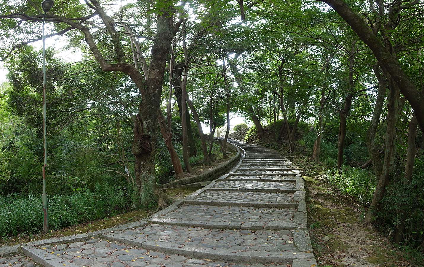 伊賀上野城 — 三重縣伊賀市，忍者博物館與忍者修行體驗的舞台