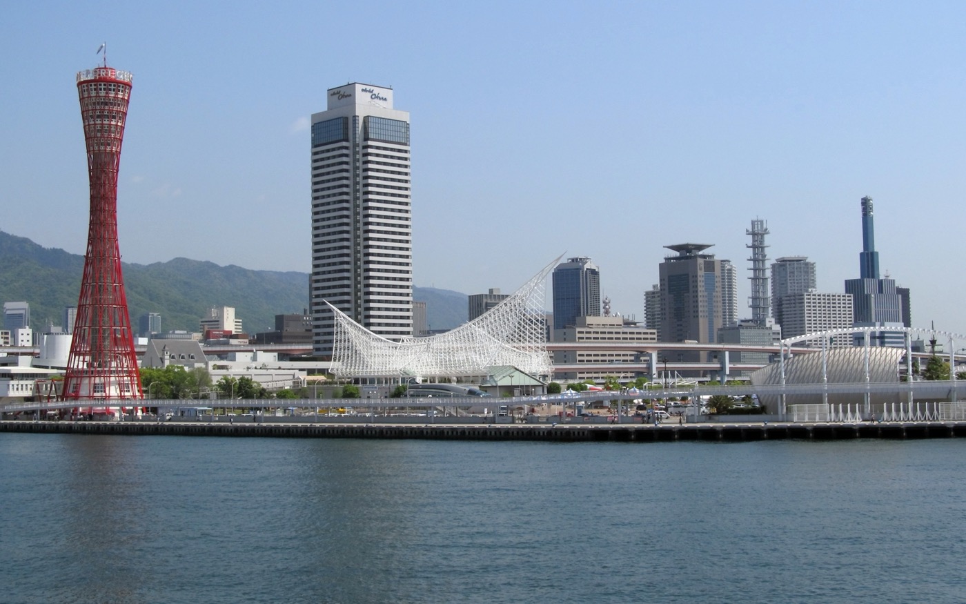 神戶美利堅公園（メリケンパーク）與神戶港塔 — 從神戶 Mosaic 眺望的港灣景觀
