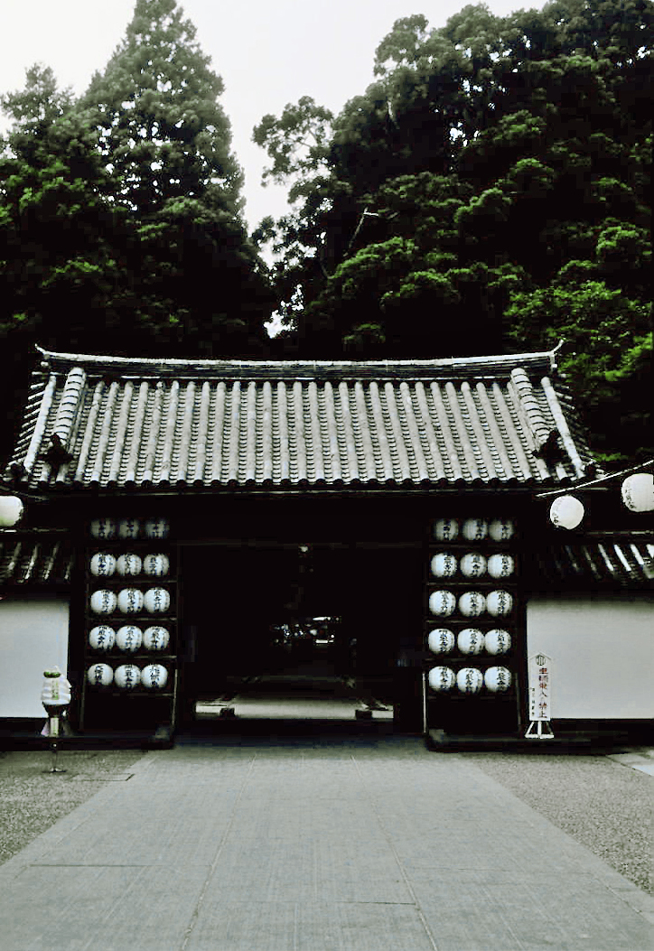 松島瑞巌寺（ずいがんじ）的外門，伊達家的菩提寺、國寶名剎，創建於 828 年