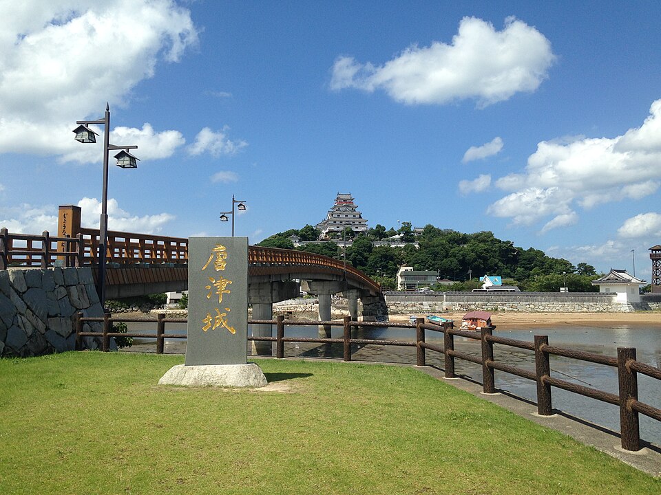 唐津城天守閣與城內橋，佐賀縣唐津市的地標名城
