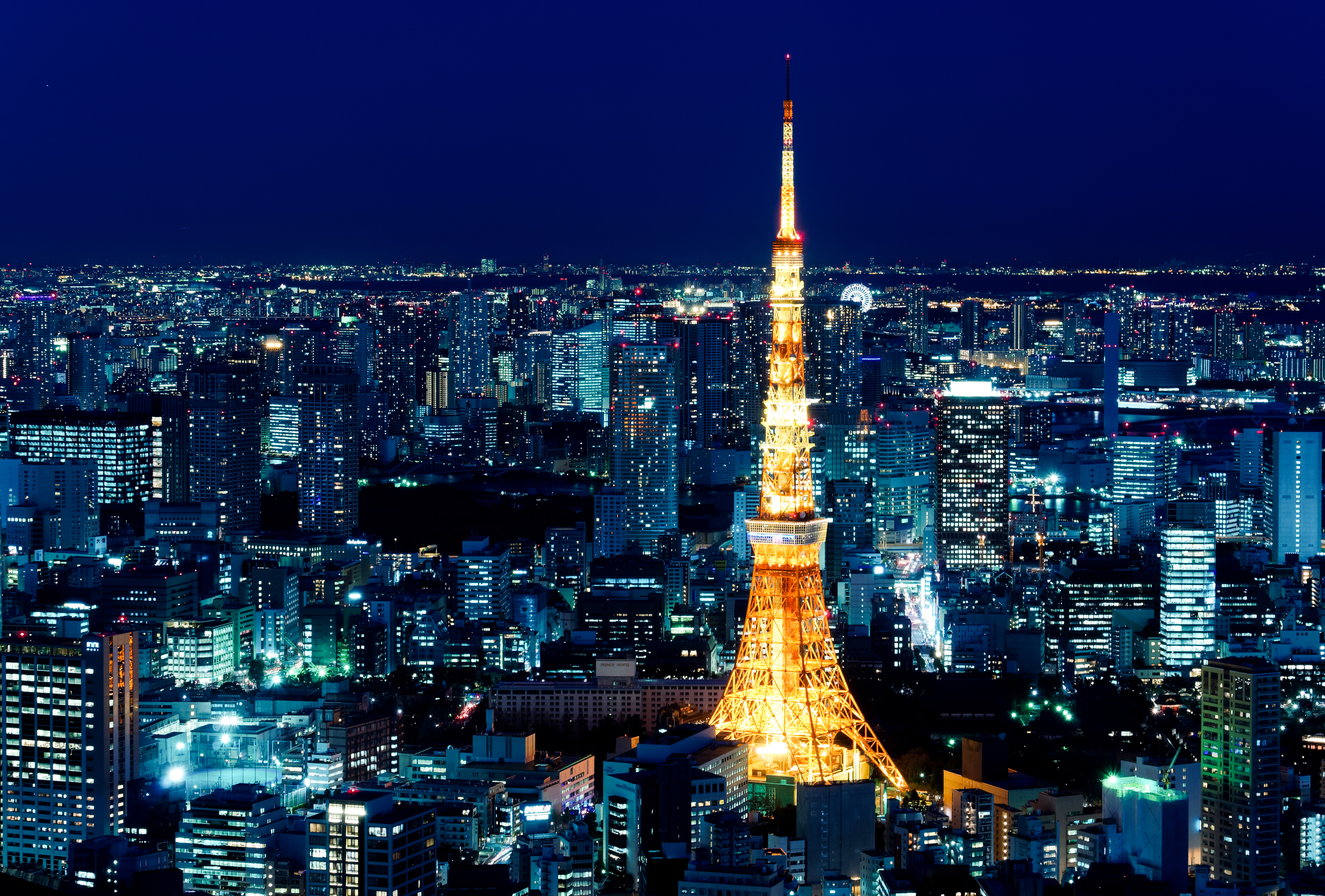東京鐵塔（東京タワー）夜景 — 333m 紅白塔、1958 年完工的東京地標